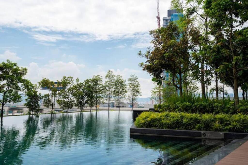 Continew Trx Tower By Rumabnb Pangsapuri